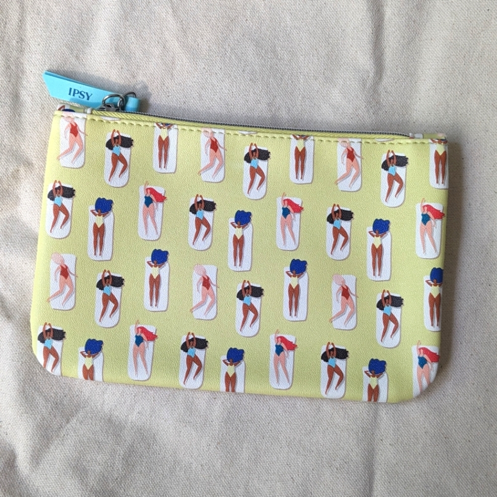 Ipsy Makeup Bag